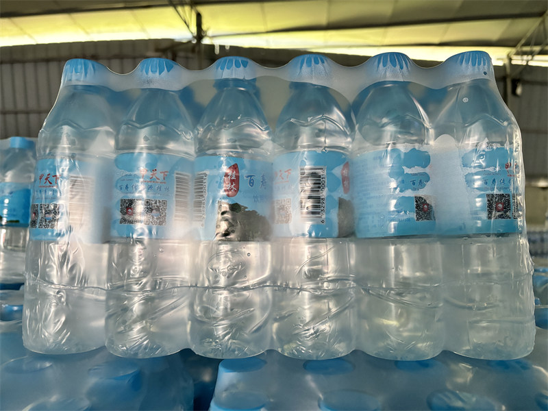 瓶装水